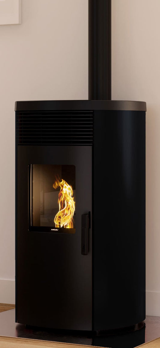 Royal Palazzetti Rondine Air 60 Us Rivestimento Acciaio Top Ghisa Colore Nero Potenza 6 Kw Stufa Pellet Aria Ventilata Fianchi Arrotondati Uscita Fumi Superiore Canalizza Aria Comburente Esterno Display Sfioro Programma Fasce Orarie Cassetto Braciere
