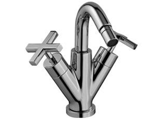 Rubinetterie Treemme Line Miscelatore Monoforo Bidet Areatore Orientabile Con Piletta Di Scarico Automatico E Bocca Girevole Materiale Ottone Finitura Cromata