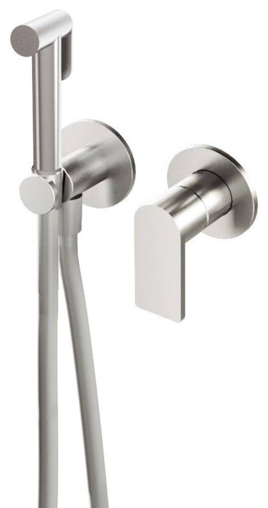 Rubinetterie Treemme 3M 3.6 RWIT 9AD4 IS 30 + RWIT 51A5 ZZ 01 Miscelatore Incasso Idroscopino Per WC Con Doccetta Tonda Flessibile in PVC 1 Metro 2 Fori 1 Leva Parte Interna e Esterna Incluse Acciaio Inox Spazzolato Opaco