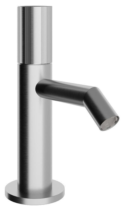 Rubinetterie Treemme 3M 28mm IT 3B22 IS G1 ZZ Miscelatore Monocomando Bidet Monoforo Appoggio 1 Manopola Zigrinata Stile Moderno Forma Tonda Miscelazione Meccanica Altezza 151 mm Lunghezza 106 mm Materiale Acciaio Finitura Inox Spazzolato Opaco