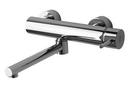 Rubinetterie Treemme KITCHEN - DESIGN Miscelatore Monocomando Lavello Cucina A Parete Stile Moderno Con Bocca Girevole Materiale Ottone Finitura Cromata