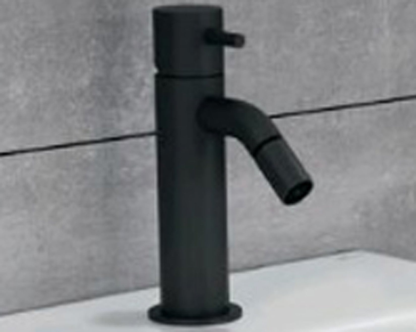 Miscelatore Bidet Novellini Fly 3 Appoggio Monocomando Materiale Ottone Finitura Nero Compreso Piletta Scarico Click-Clack