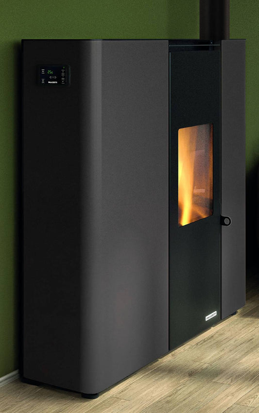 Palazzetti Scarlet TC 6 US Stufa a Pellet Salvaspazio Ermetica ad Aria Calda Ventilata Regolabile Canalizzabile Potenza 6,1 Kw Rivestimento Acciaio Colore Nero Forma Slim Uscita Fumi Posteriore Pannello Digitale Combustione Totale Cassetto 89x29 H104 cm