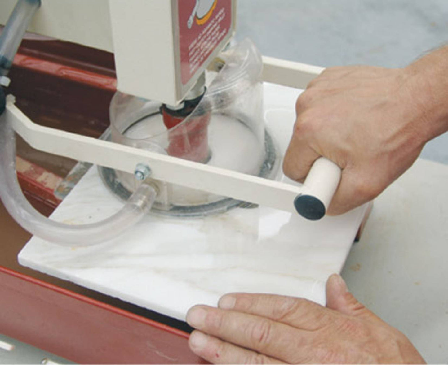 Raimondi Bucaniere 422 Foratrice Per Forare Piastrelle Gres Porcellanato Marmo Granito Monocottura Bicottura Vetro Prima Della Posa Per Fori Mattonelle Spessore Max 30 mm Foretto Ø da 4 a 115 mm Raffreddamento Pompa Controforetti Misura 62x32 H50 cm