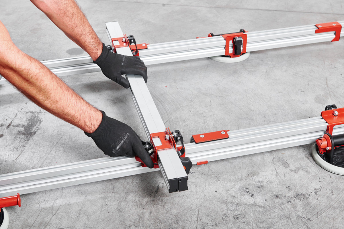 Raimondi EASY-MOVE MkIV CON VENTOSE RV175 432EM04TA Dispositivo Telescopico Per Movimentazione di Lastre Lunghezza Massima 320 cm 8 Ventose Vacuum a Pompa Gomma Antimacchia Vuotometro 2 Traverse 4 Maniglie Scorrevoli Gommino Antiscivolo Impugnatura