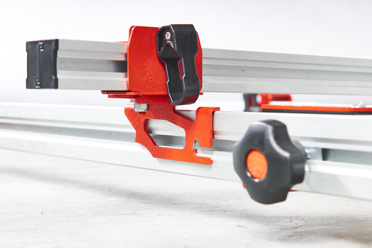 Raimondi EASY-MOVE MkIV CON VENTOSE RV175 432EM04TA Dispositivo Telescopico Per Movimentazione di Lastre Lunghezza Massima 320 cm 8 Ventose Vacuum a Pompa Gomma Antimacchia Vuotometro 2 Traverse 4 Maniglie Scorrevoli Gommino Antiscivolo Impugnatura