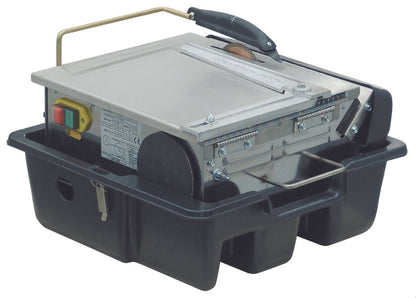 Raimondi GS86 125INOX F Segatrice Compatta Per Taglio Jolly Mattonelle Lunghezza Illimitata Spessore Massimo 50 mm Disco Turbo Per Ceramica Ø 115 mm Struttura In Acciaio Inossidabile Vasca In Plastica Rimovibile Raffreddamento Con Pompa 45x45 H30 cm