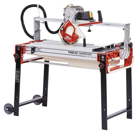 Raimondi Pikus 85 Advanced 424ADV Segatrice Motore Scorrevole Inclinabile Taglio 85 cm Jolly Mattonelle Spessore 150 mm Disco Ø 250 mm Struttura Alluminio Vasca Raffreddamento Pompa Squadra Ricalibrabile Gambe Telescopiche Copridisco Ruote 125x70 h79 cm