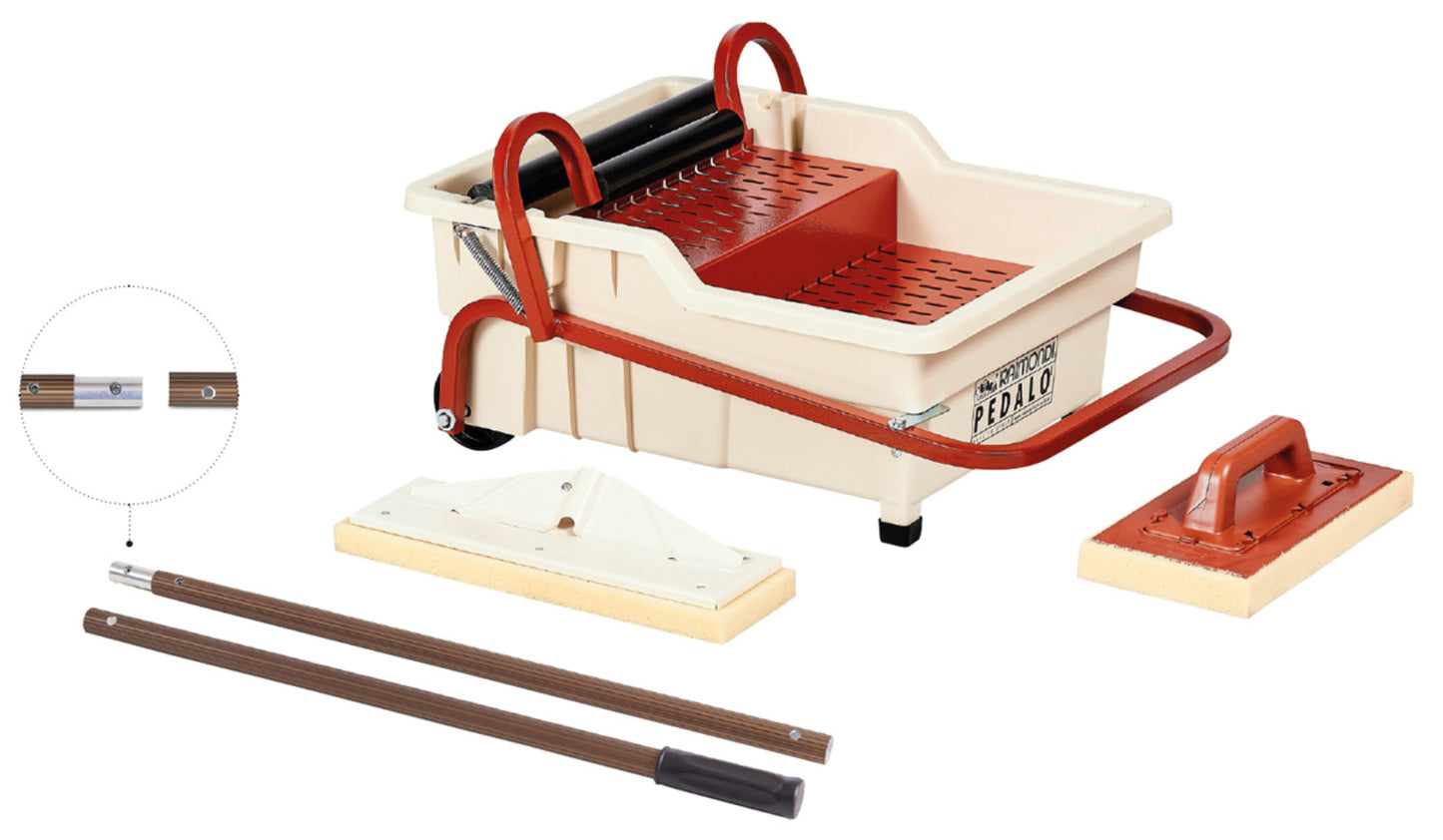 Raimondi Pedalò 356 NSWEE Per Eliminare Pulire Residui Sigillanti di Pavimenti Rivestimenti Frattazzo Spugna Sweepex Impugnatura Manico Alluminio Pedale Spremitura Vasca 40 Litri Griglia Ruote Diametro Ø 100 mm 69x54 H38 cm