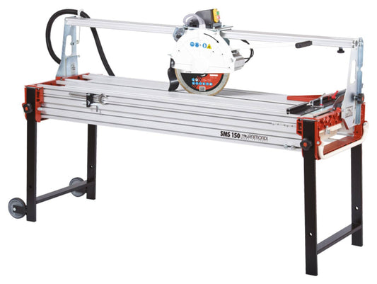 Raimondi SMS 150 223MS150EUP Segatrice Motore Scorrevole Inclinabile Taglio 150 cm Jolly Mattonelle Marmo Spessore 135 mm Disco Ø 300 mm Troncatrice Raffreddamento Pompa Copridisco Struttura Alluminio Squadra Vasca Gambe Telescopiche Ruote 200x70 h85 cm