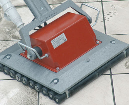 Raimondi Terranova 105 Battipiastrelle Per Vibrazione Piastrelle Durante Posa Malta Alte Frequenze Garantisce Perfetto Livellamento Mattonelle 3 Velocità Trasformatore Manico Telescopico Rulliera 44 Rulli Ø 40 mm Portarulli Acciaio