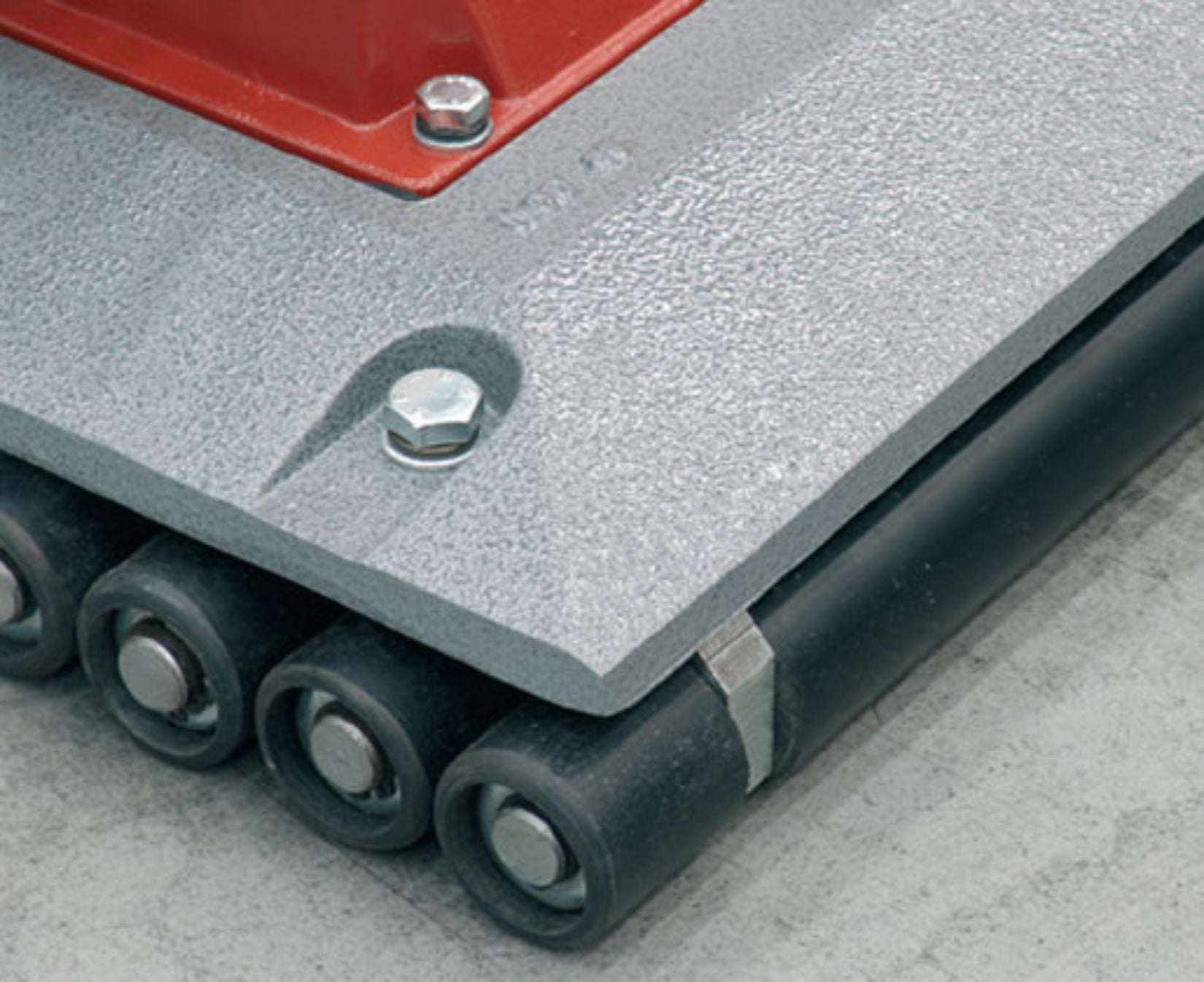 Raimondi Terranova 105 Battipiastrelle Per Vibrazione Piastrelle Durante Posa Malta Alte Frequenze Garantisce Perfetto Livellamento Mattonelle 3 Velocità Trasformatore Manico Telescopico Rulliera 44 Rulli Ø 40 mm Portarulli Acciaio