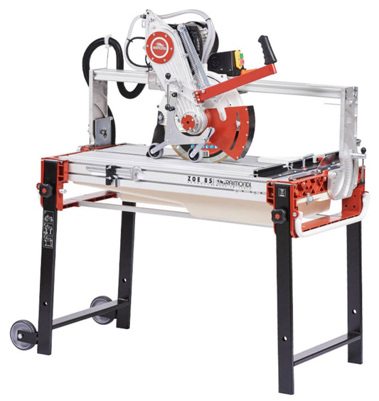 Raimondi Zoe 85 Advanced 42085A P Segatrice Motore Scorrevole Inclinabile Taglio 85 cm Jolly Mattonelle Spessore 235 mm Disco Ø 300 mm Rinvio Cinghia Struttura Alluminio Vasca Polipropilene Raffreddamento Pompa Squadra Gambe Ruote Copridisco 125x70 H95 cm