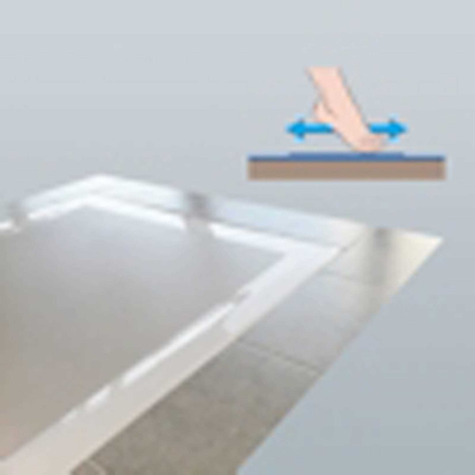 Novellini Custom Piatto Doccia Dimensione 160x70 Altezza Spessore 3,5 cm Colore Bianco Con Trattamento Antiscivolo Installazione Appoggio Filo Pavimento Sagomabile Superficie Liscia Materiale Metacrilato Compreso Piletta Scarico e Copri Piletta