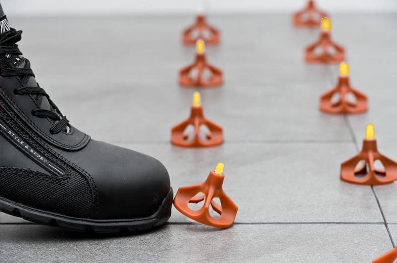 Raimondi RLS Levelling System 300 Viti Basi Flat Piatta Forma Meno - Per Piastrelle Con Spessore Altezza da 3 a 15 mm e Fuga da 2 mm