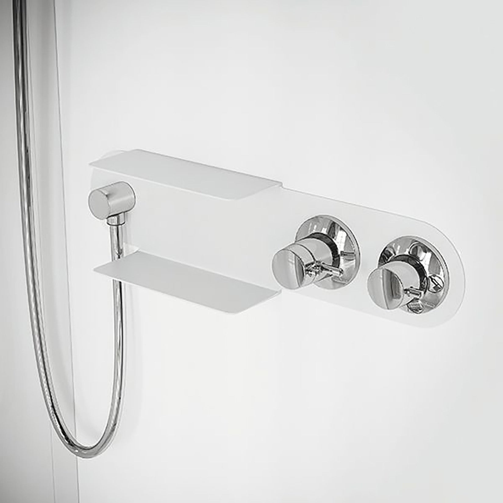 Novellini Media Glass GF Standard 90x90 cm Cabina Doccia Multifunzione Quadrata Apertura 1 Anta Battente Con Fisso Laterale Installazione Angolo Destra Sinistra Miscelatore Meccanico Vetro Trasparente Profilo Bianco Piatto Ripiani Doccetta Altezza 210 cm