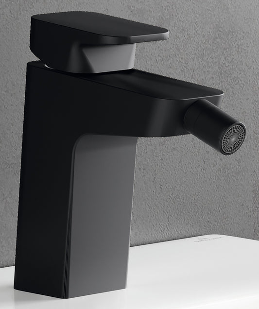 Novellini Serie D Miscelatore Monocomando Per Bidet Appoggio 1 Leva Monoforo Miscelazione Meccanica Stile Moderno Altezza 140 mm Lunghezza 144 mm Compreso di Piletta di Scarico Standard Materiale Ottone Finitura Nero Opaco