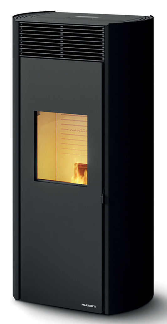 Palazzetti Clelia 13 Stufa Pellet Ermetica Aria Calda Ventilata Frontale Regolabile Potenza 13,2 Kw Rivestimento Acciaio Stondato Nero Uscita Fumi Posteriore Vetro Ceramico Sistema Autopulizia Pannello Digitale Controllo Sfioro Braciere Ghisa Cassetto