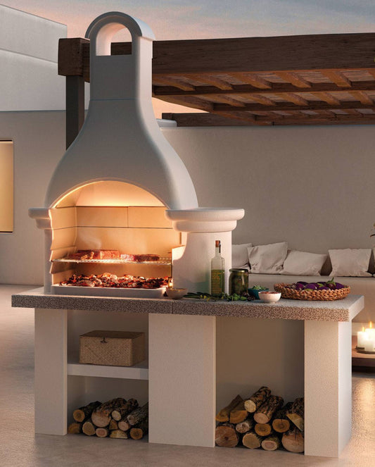 Palazzetti in Giardino Lanzarote 4 Barbecue Legna Carbonelle Cemento Refrattario Focolare Braciere Laterale Area Grill Sottocappa Metallica Griglia Cottura Acciaio Inox Piano Lavoro Marmotech Grigio Incluso Kit Verniciatura e Montaggio 180x70 H236 cm