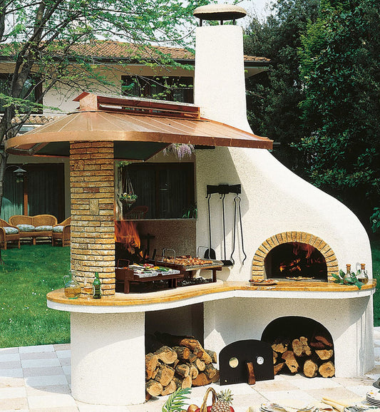 Palazzetti in Giardino Vulcano Lux Barbecue con Forno Legna Carboni Cemento Refrattario Da Pitturare Piano Cottura Portina Acciaio Area Grill Cassetto Griglia Bioplatt Top Lavoro Colonna Marmo Cappa Rame Incluso Kit Montaggio Verniciatura 252x266 H320 cm