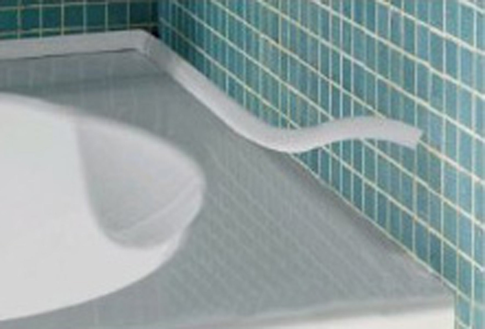 Novellini Profilo di Finitura Morbido Bianco Lungo 4 Metri Largo 1,2 cm per vasche da Bagno