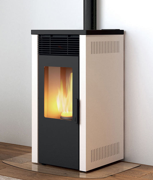 Royal Palazzetti Donna Air 80 Us Rivestimento Acciaio Colore Beige Potenza 8 Kw Stufa Pellet Aria Calda Ventilata Uscita Fumi Superiore Canalizzazione Aria Comburente Esterno Display Comandi Sfioro Programma Digitale Cassetto Estraibile Braciere Ghisa