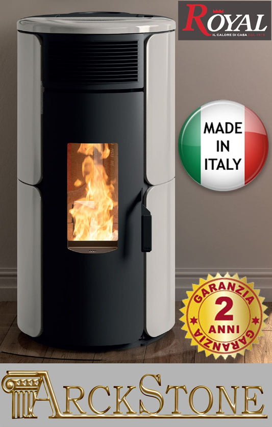 Royal Palazzetti Dora Air 80 Rivestimento Ceramica Colore Bianco Potenza 8,2Kw Stufa Pellet Aria Ventilata Forma Arrotondata Maniglia Antiscottatura Uscita Fumi Posteriore Canalizza Aria Comburente Esterno Display Sfioro Programma Orario Cassetto Braciere