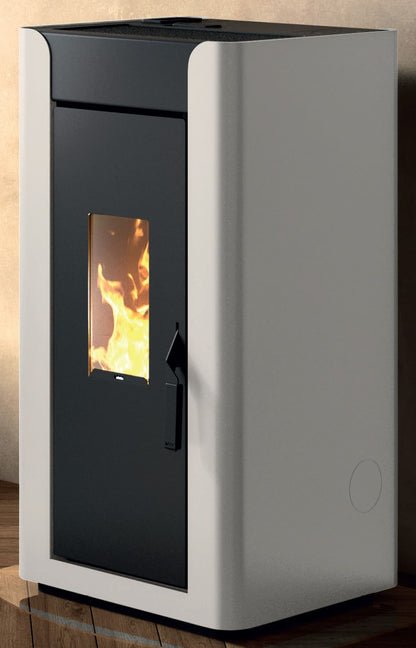 Royal Palazzetti Alida Air 120 Stufa Pellet Aria Ventilata Canalizzata Potenza 11,9 Kw Rivestimento Acciaio Colore Bianco Uscita Fumi Posteriore Maniglia Antiscottatura Canalizza Aria Comburente Esterno Display Sfioro Programma Orario Cassetto Braciere