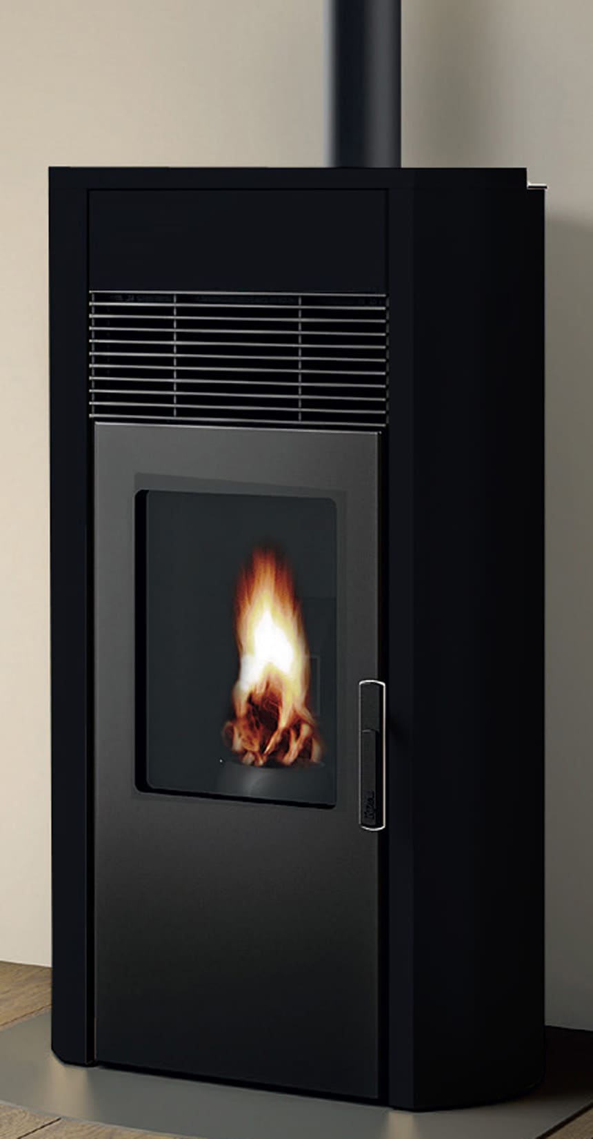 Royal Palazzetti Roberta Air 60 Us Rivestimento Acciaio Top Ceramica Colore Nero Potenza 6 Kw Stufa Pellet Aria Ventilata Fianchi Arrotondati Uscita Fumi Superiore Canalizza Aria Comburente Esterno Display Sfioro Programma Fasce Orarie Cassetto Braciere
