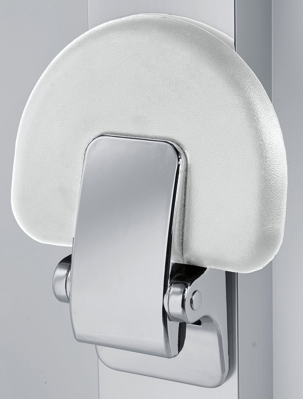 Novellini Sedile Reclinabile Tondo in Eva Portata Massima 100kg Parete Bianco RAL 9003 Solida Struttura Metallo Cromato Acciaio Inossidabile Meccanismo Rotazione Seduta Ergonomica Confortevole Superfice Antiscivolo Idrorepellente 33x27 cm